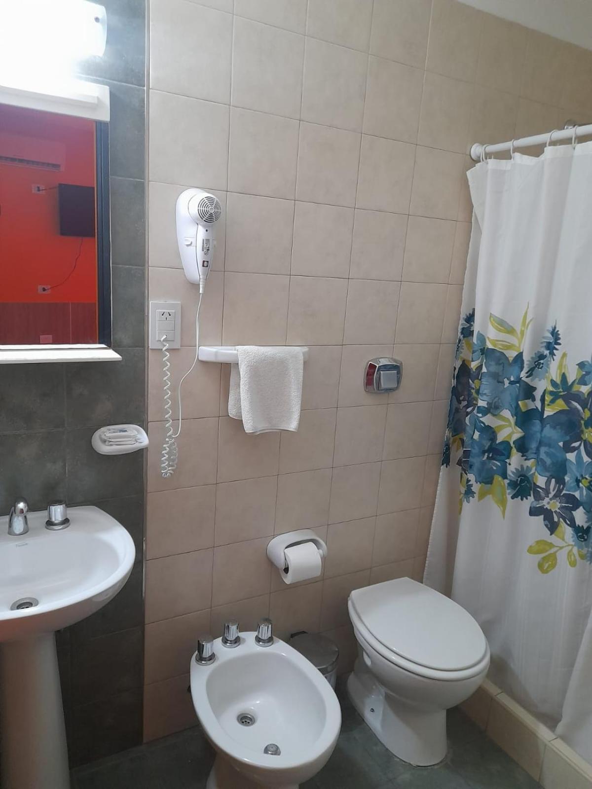 Bari Hotel Capdevila Bagian luar foto