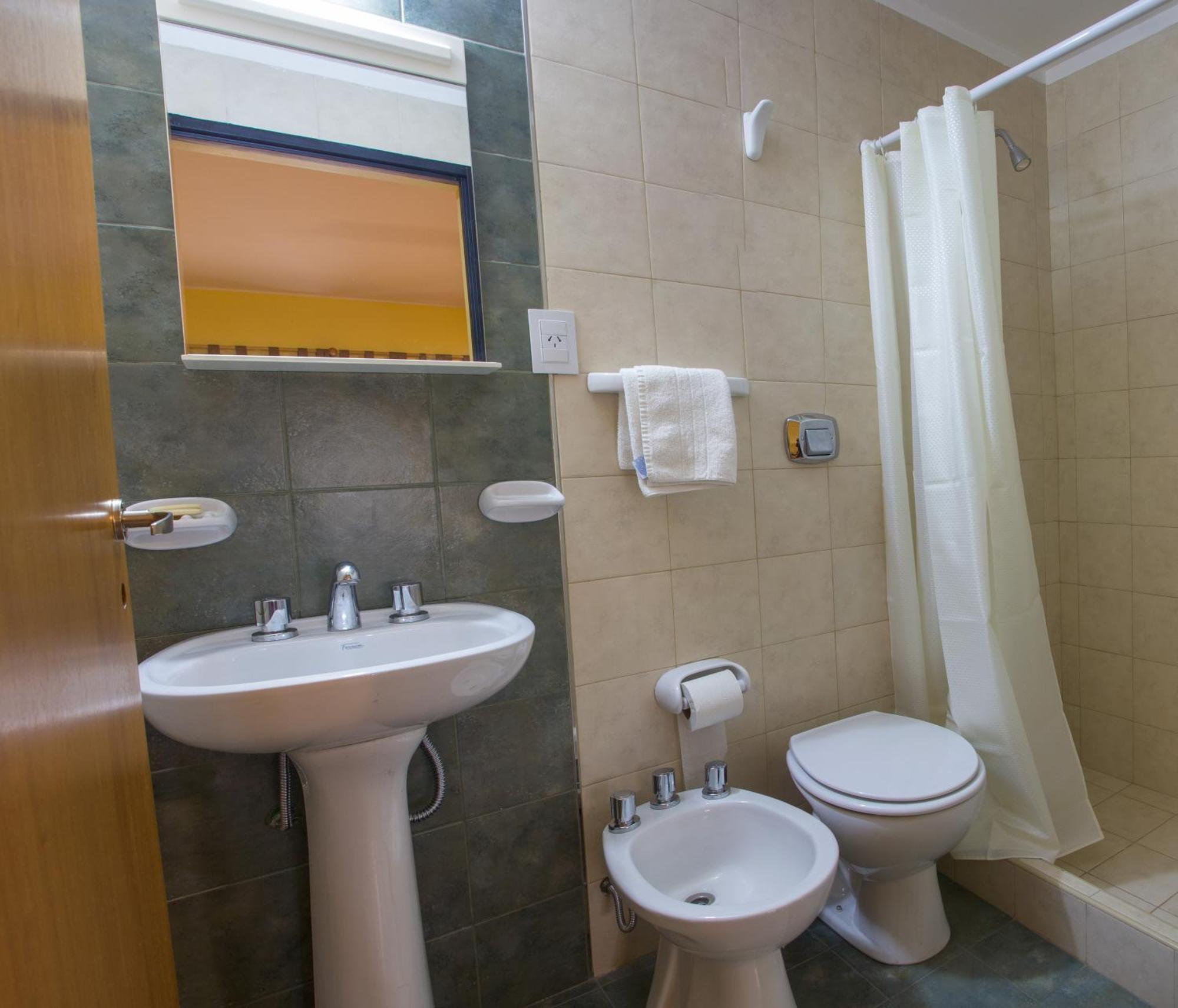 Bari Hotel Capdevila Bagian luar foto