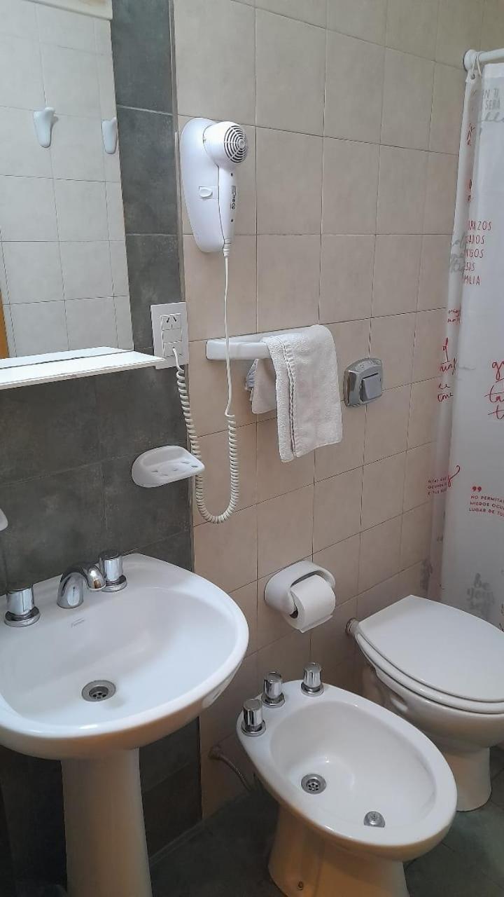 Bari Hotel Capdevila Bagian luar foto